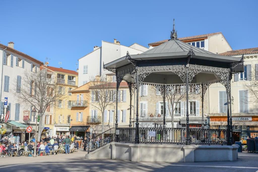 דירות Old Town Antibes Superb New Flat, For 3, Ac, Wi-Fi מראה חיצוני תמונה