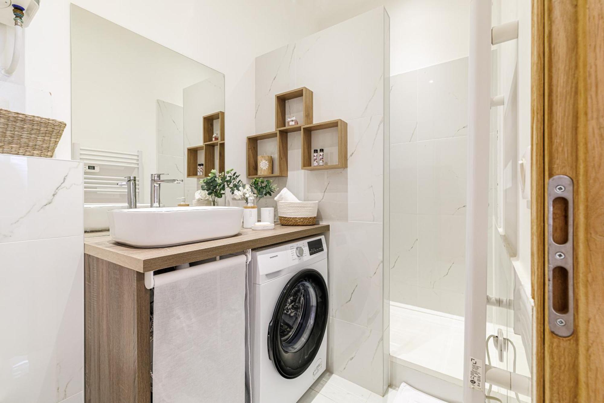 דירות Old Town Antibes Superb New Flat, For 3, Ac, Wi-Fi מראה חיצוני תמונה