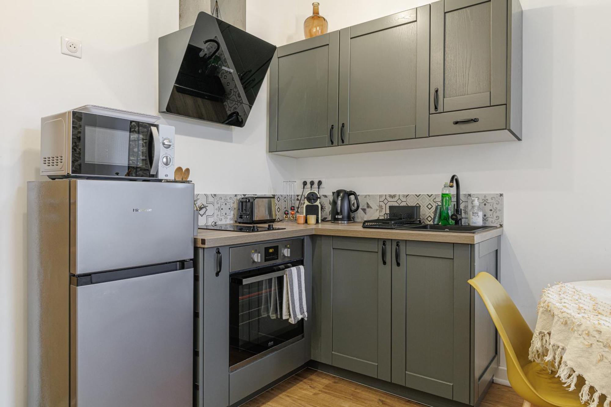 דירות Old Town Antibes Superb New Flat, For 3, Ac, Wi-Fi מראה חיצוני תמונה